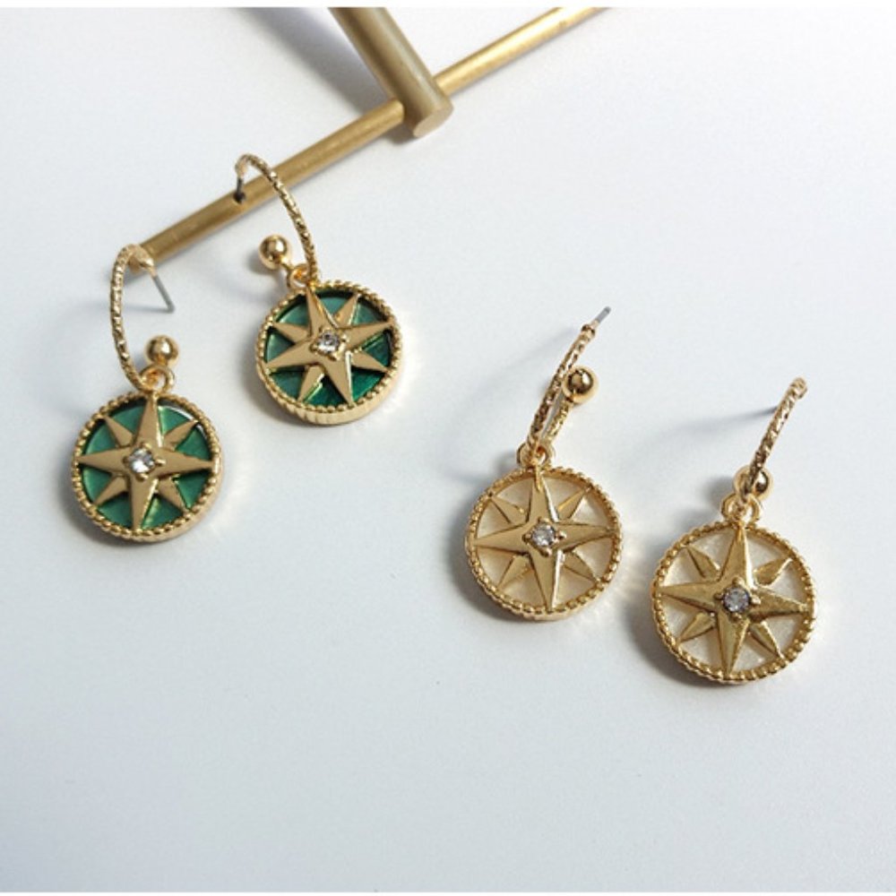 💙💕Last one Rose Des Vents Charm Hoops Earrings - Picture 5 of 9